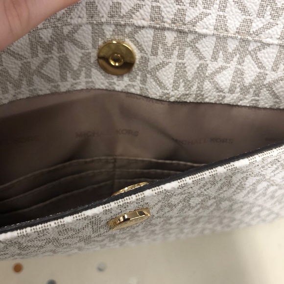 Purse - Picture 5 of 6